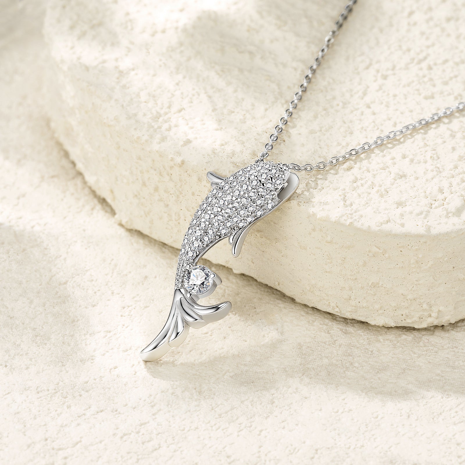 S925 Silver Dolphin Moissanite Collarbone Necklace Light Luxury High-End Exquisite Marine Animal Jewelry