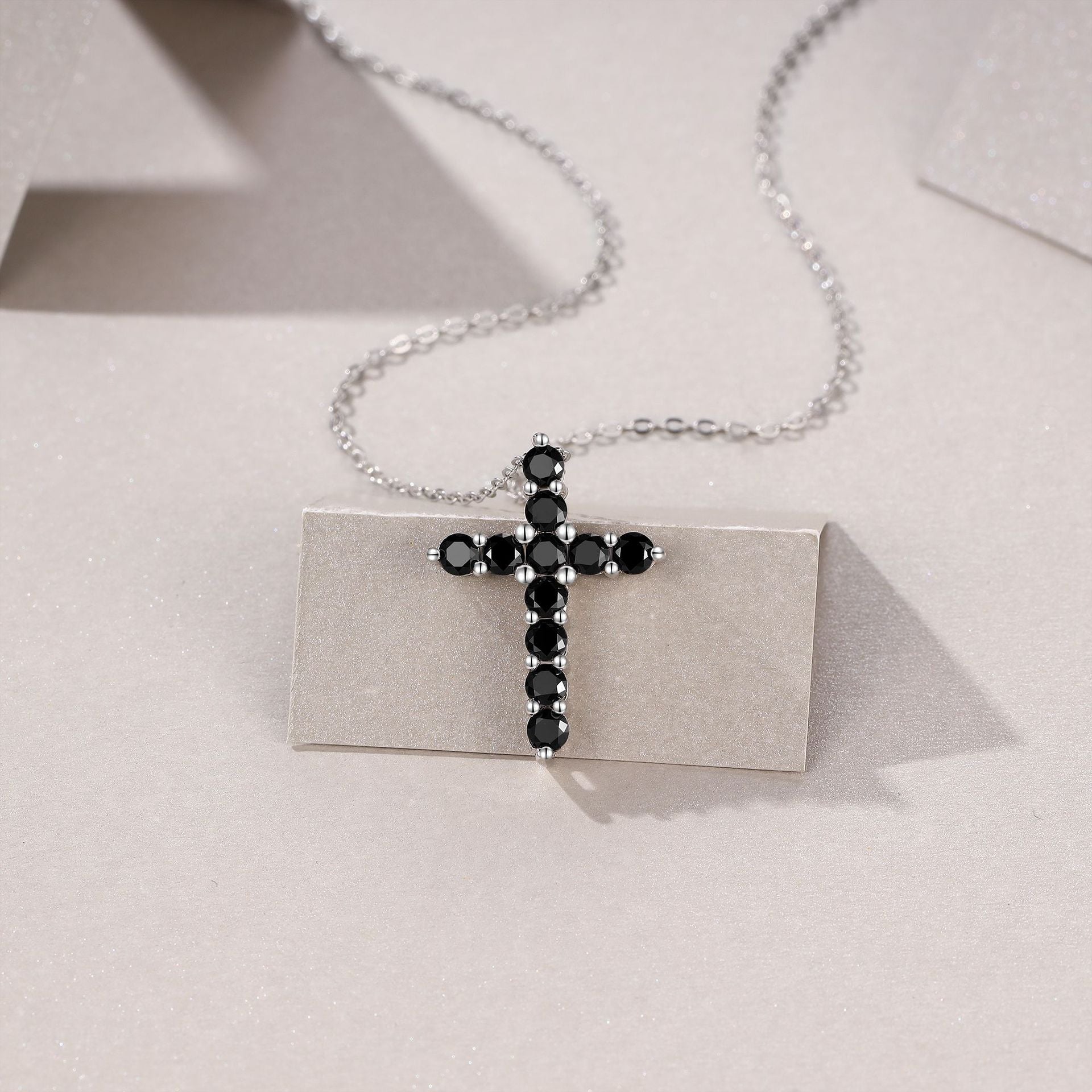 S925 Silver Women’s Dark Cross Black Moissanite Necklace Light Luxury Niche Simple Collarbone Chain